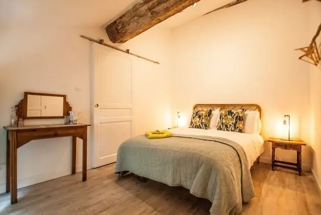 Tek Büyük Yataklı Oda, Bahçe Manzaralı