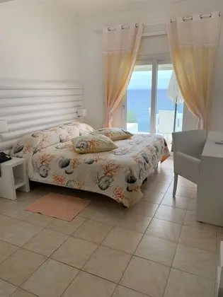 Comfort Tek Büyük Yataklı Oda, Deniz Manzaralı
