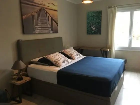 Classic Tek Büyük Yataklı Oda