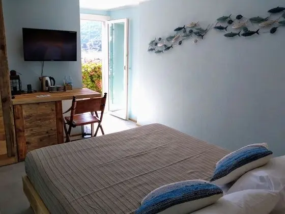 Tek Büyük Yataklı Oda, Balkon, Deniz Manzaralı
