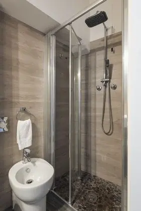 Standard Tek Büyük veya İki Ayrı Yataklı Oda, Deniz Manzaralı