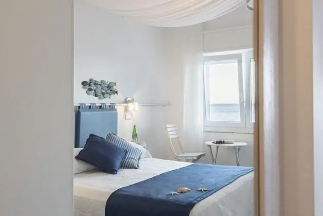 Superior Tek Büyük veya İki Ayrı Yataklı Oda, Deniz Manzaralı