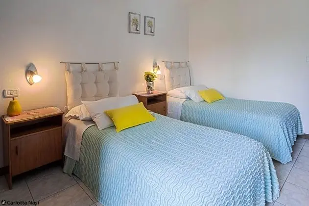 İki Ayrı Yataklı Oda, 2 Tek Kişilik Yatak, Ortak Banyo