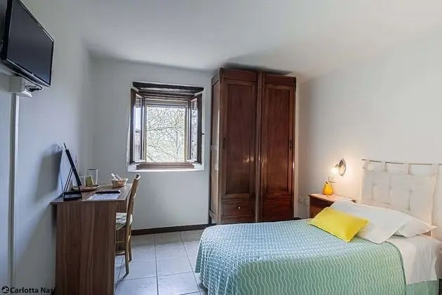 İki Ayrı Yataklı Oda, 2 Tek Kişilik Yatak, Ortak Banyo