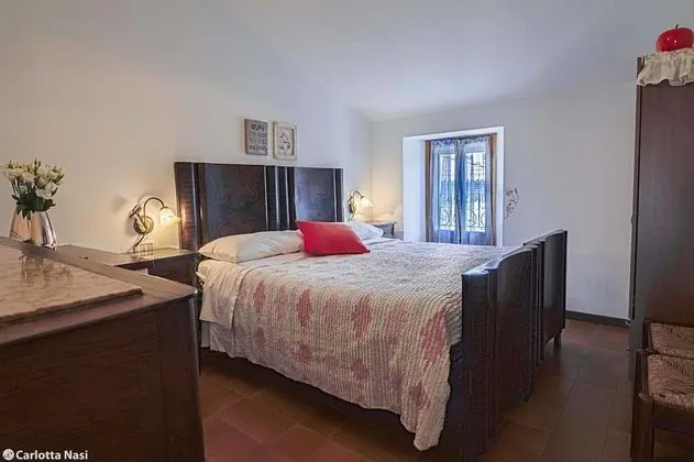 Tek Büyük Yataklı Oda, Ortak Banyo