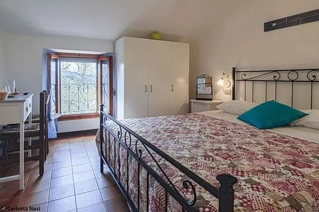 Tek Büyük Yataklı Oda, Ortak Banyo