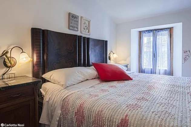 Tek Büyük Yataklı Oda, Ortak Banyo