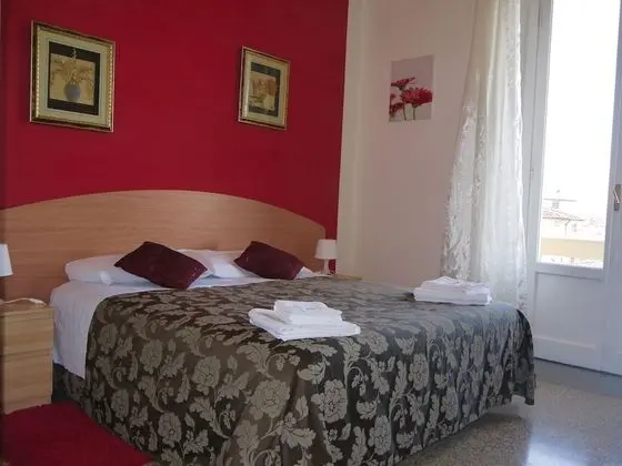 Üç Kişilik Oda, Ortak Banyo