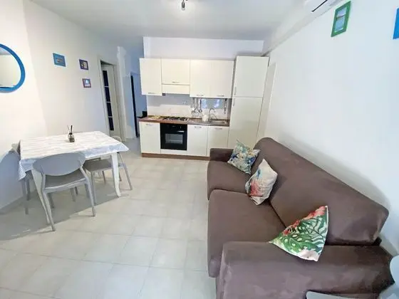 Apart Daire, 2 Yatak Odası, Zemin Kat