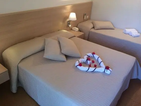 Classic Üç Kişilik Oda