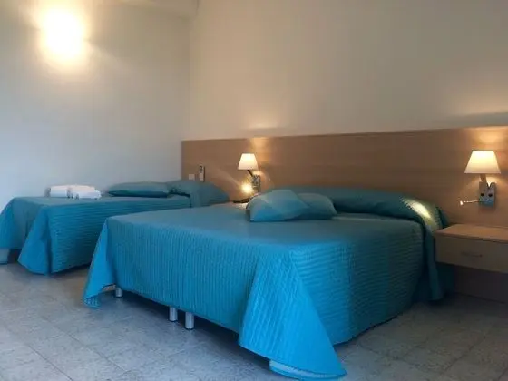 Classic Üç Kişilik Oda