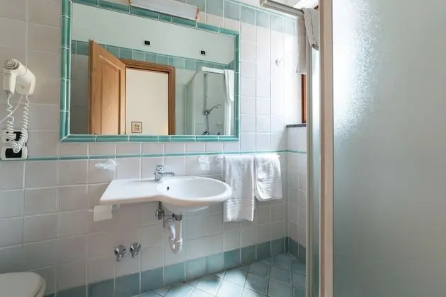 Superior Tek Büyük Yataklı Oda, Deniz Manzaralı