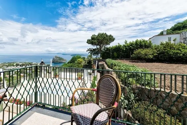 Superior Tek Büyük Yataklı Oda, Deniz Manzaralı