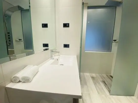 Standard Tek Büyük veya İki Ayrı Yataklı Oda
