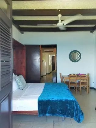 Apart Daire, Balkon, Okyanus Manzaralı