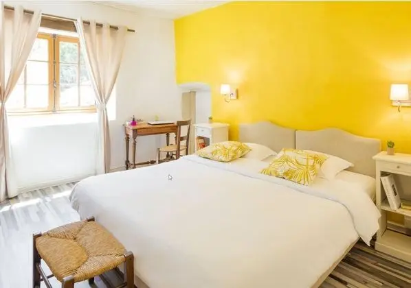 Comfort Tek Büyük veya İki Ayrı Yataklı Oda