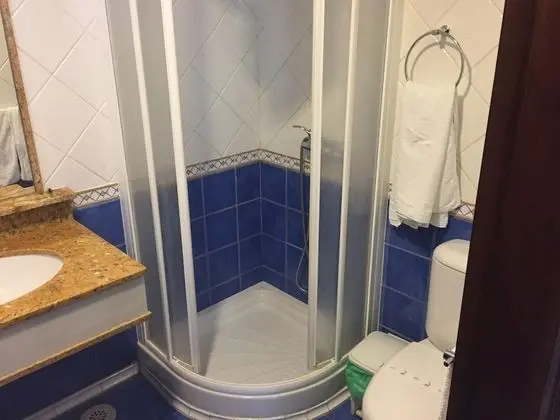 Tek Büyük Yataklı Oda, 1 Çift Kişilik Yatak