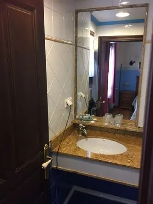 Tek Büyük Yataklı Oda, 1 Çift Kişilik Yatak