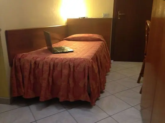 Tek Kişilik Oda