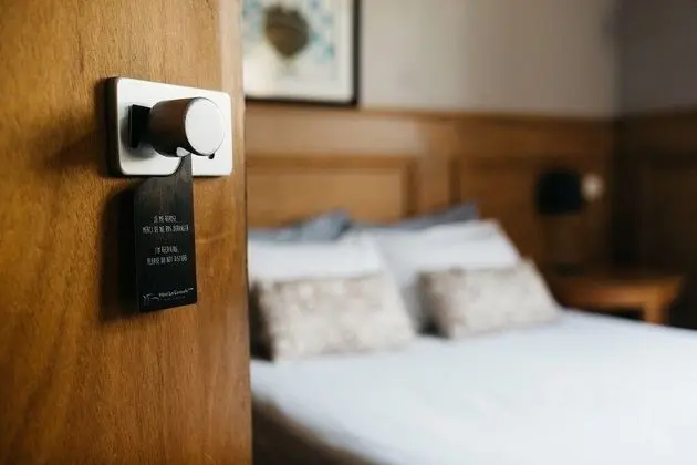 Tek Büyük Yataklı Oda