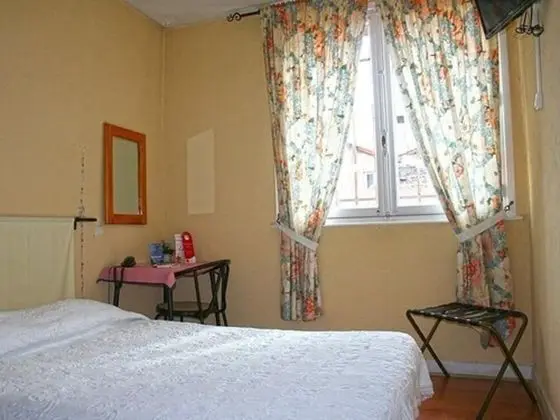 Tek Büyük Yataklı Oda