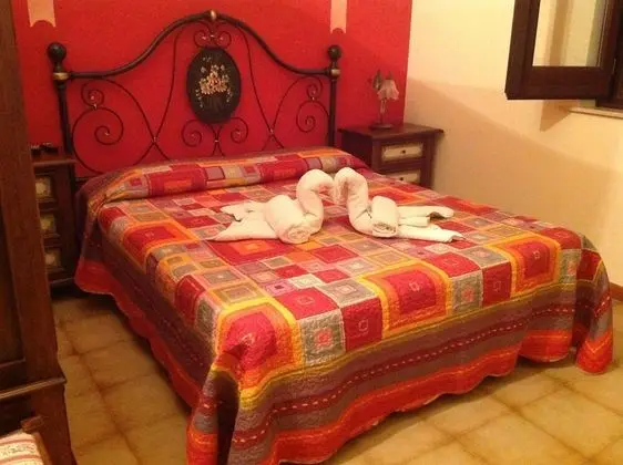 Basic Tek Büyük Yataklı Oda