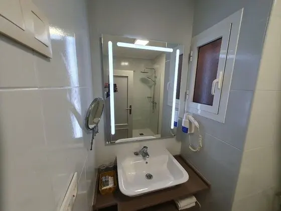 Basic Tek Büyük Yataklı Oda, Bahçe Manzaralı