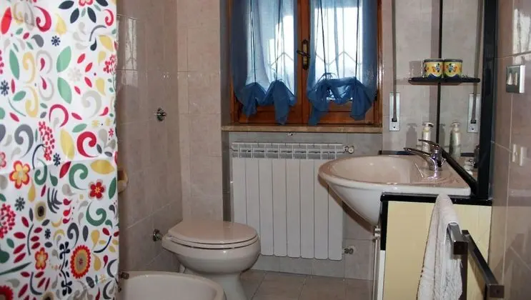 Family Apart Daire, Göl Manzaralı