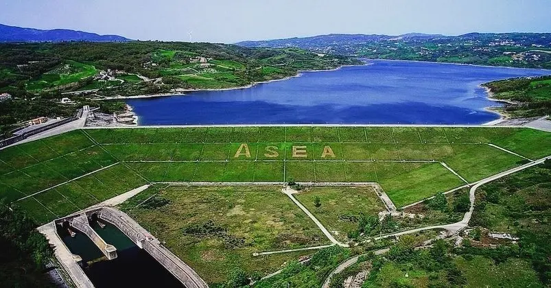 Family Apart Daire, Göl Manzaralı