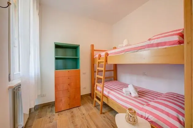 Family Apart Daire, Birden Çok Yatak, Bahçeli (La Casa Accanto With Shared Pool)