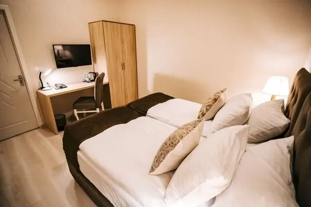 Standard Tek Büyük veya İki Ayrı Yataklı Oda