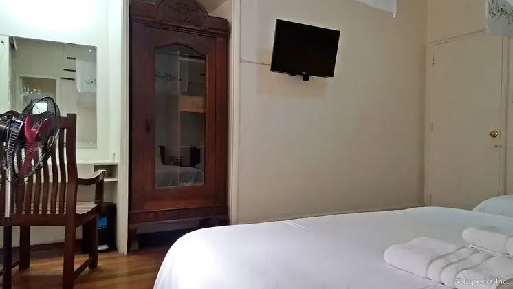 Standard Dört Kişilik Oda, Sigara İçilmez