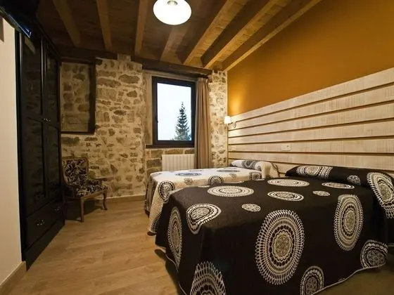 Tek Büyük veya İki Ayrı Yataklı Oda