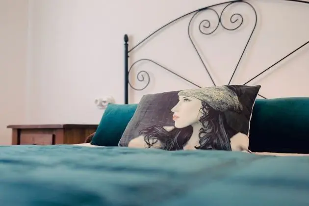 Tek Büyük Yataklı Oda, 1 Çift Kişilik Yatak