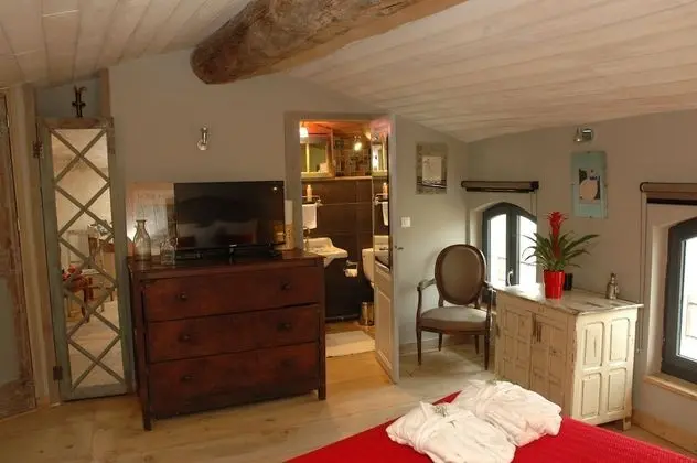 Tek Büyük Yataklı Oda (Écume)