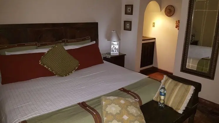 Deluxe Tek Büyük Yataklı Oda, 1 En Büyük (King) Boy Yatak, Özel Banyo, Bahçe Manzaralı