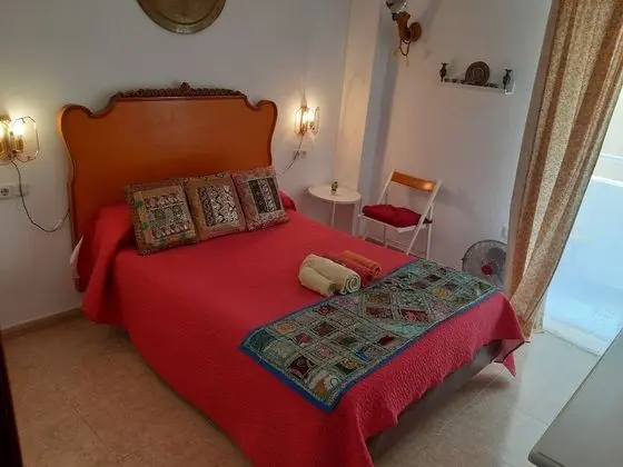 Tek Büyük Yataklı Oda, Ortak Banyo (balcony)