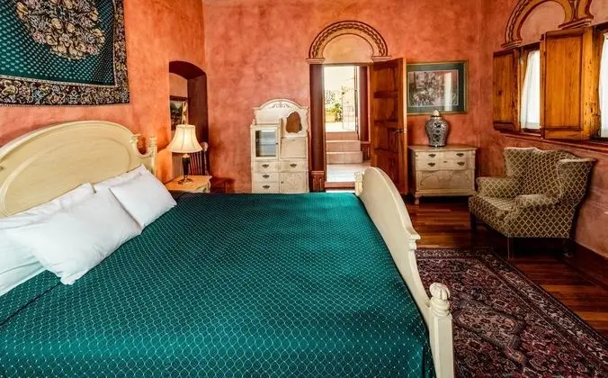 Imperial Suite, King Size Bed