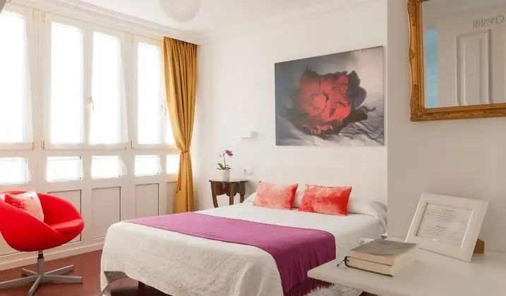 Standard Tek Büyük Yataklı Oda