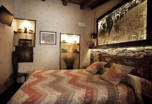 Tek Büyük Yataklı Oda (El Cereal)