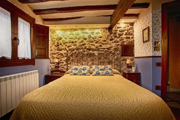 Tek Büyük Yataklı Oda (Los abuelos)