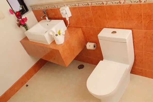 Tek Büyük Yataklı Oda, 2 Çift Kişilik Yatak