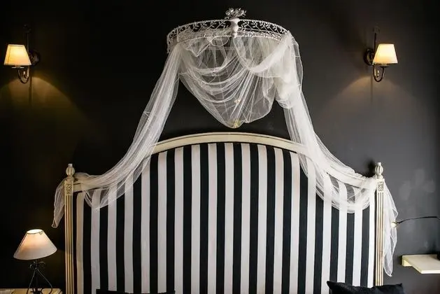 Superior Tek Büyük veya İki Ayrı Yataklı Oda