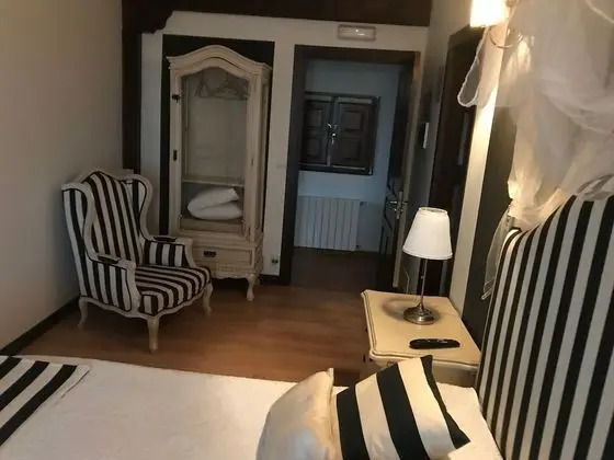 Superior Tek Büyük veya İki Ayrı Yataklı Oda