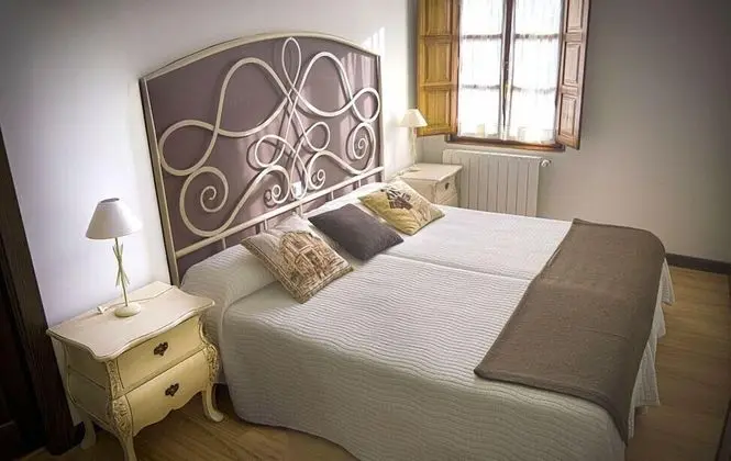 Superior Tek Büyük veya İki Ayrı Yataklı Oda