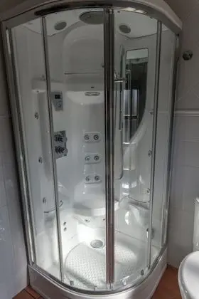 Superior Tek Büyük veya İki Ayrı Yataklı Oda