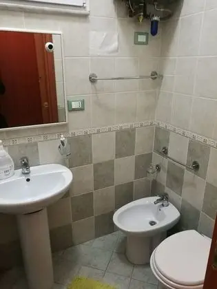 Comfort Tek Büyük Yataklı Oda, Ortak Banyo (Arancio)