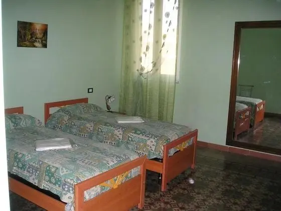 Superior İki Ayrı Yataklı Oda, Ortak Banyo (Verde)