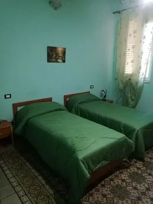 Superior İki Ayrı Yataklı Oda, Ortak Banyo (Verde)