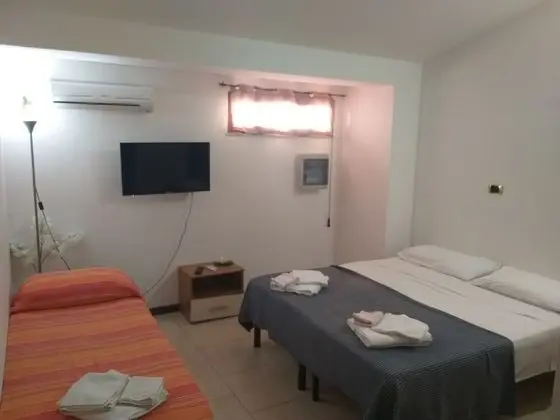 Basic Üç Kişilik Oda